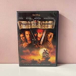 Disney Pirates of the Caribbean: The Curse of the Black Pearl 2-Disc Collector’s